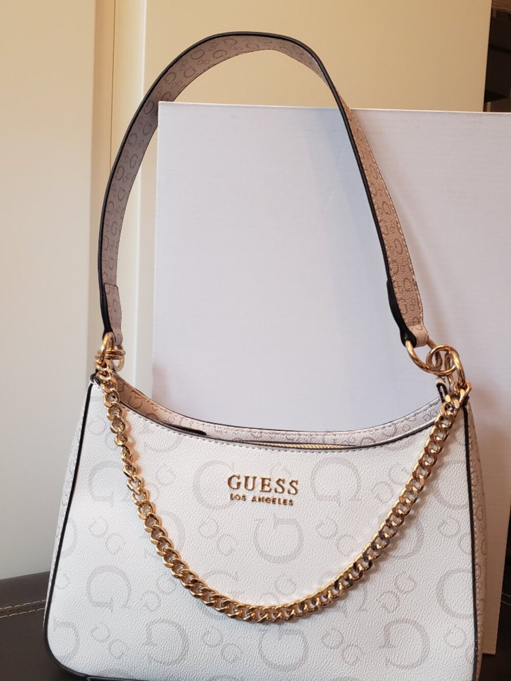 NWOT GUESS Monogram Shoulder Bag Noelle II